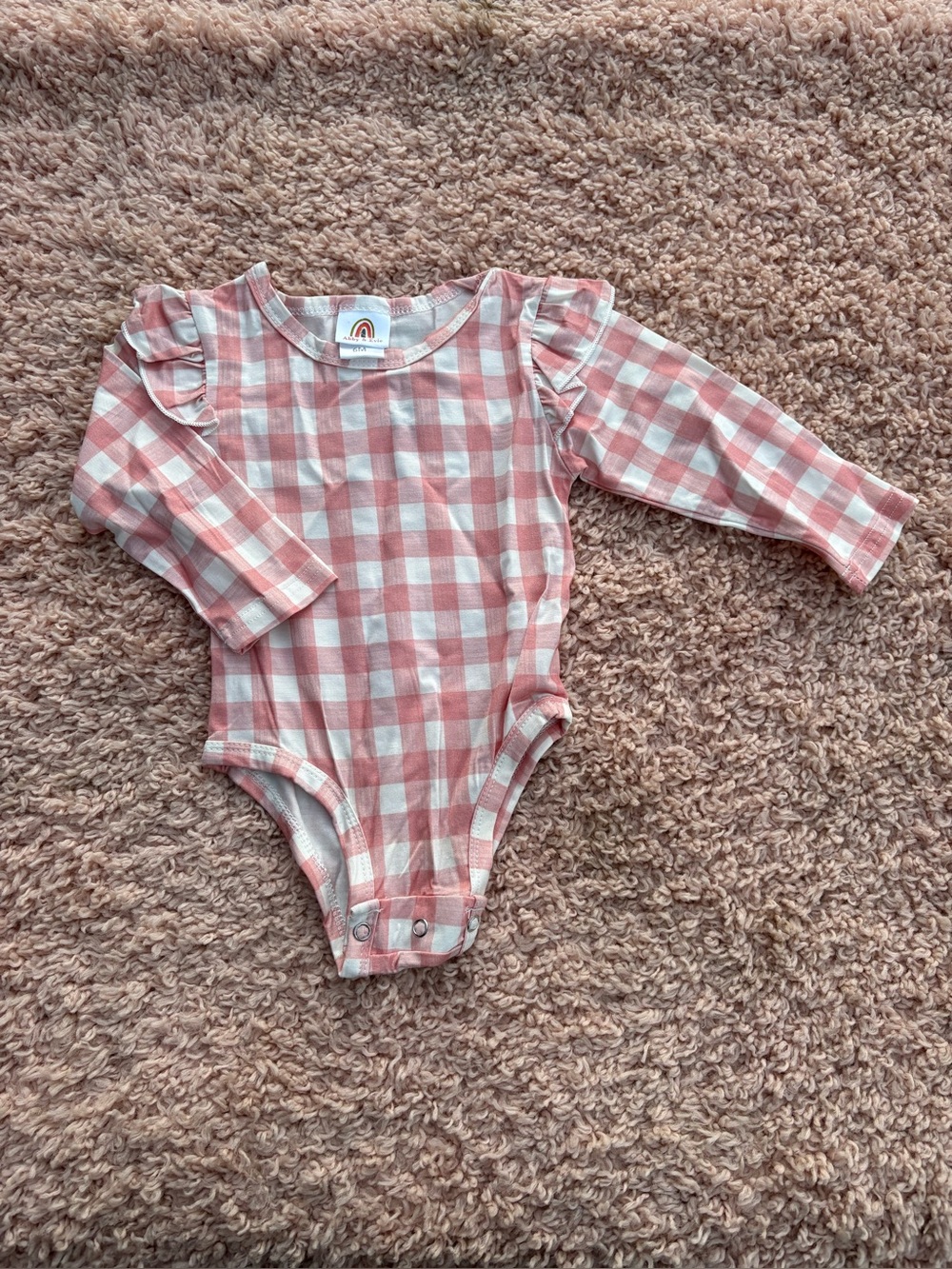 Long-Sleeve Pink Gingham Baby Bodysuit with Ruffled Shoulders